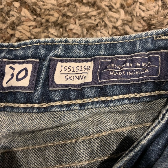 Women’s Miss Me Jeans - Picture 7 of 10